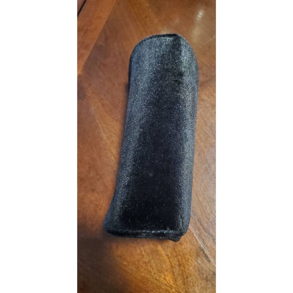 Tom Fold Black large Velvet Sunglasses Case only - Picture 10 of 13